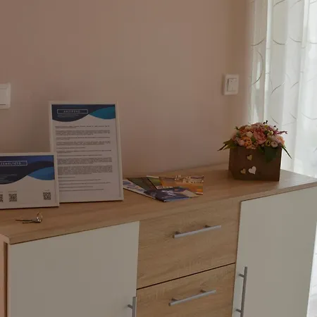 Makra-teto Oeregtoelgy *